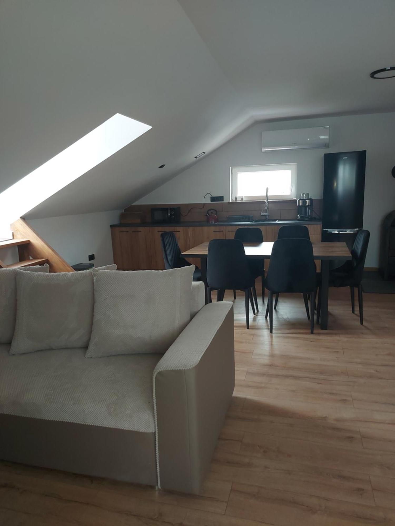 Pokoje I Apartamenty Matdar Mikołajki Стая снимка